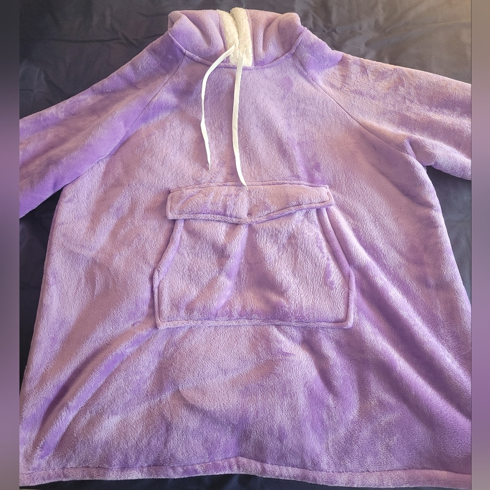 Oversized Blanket Hoodie